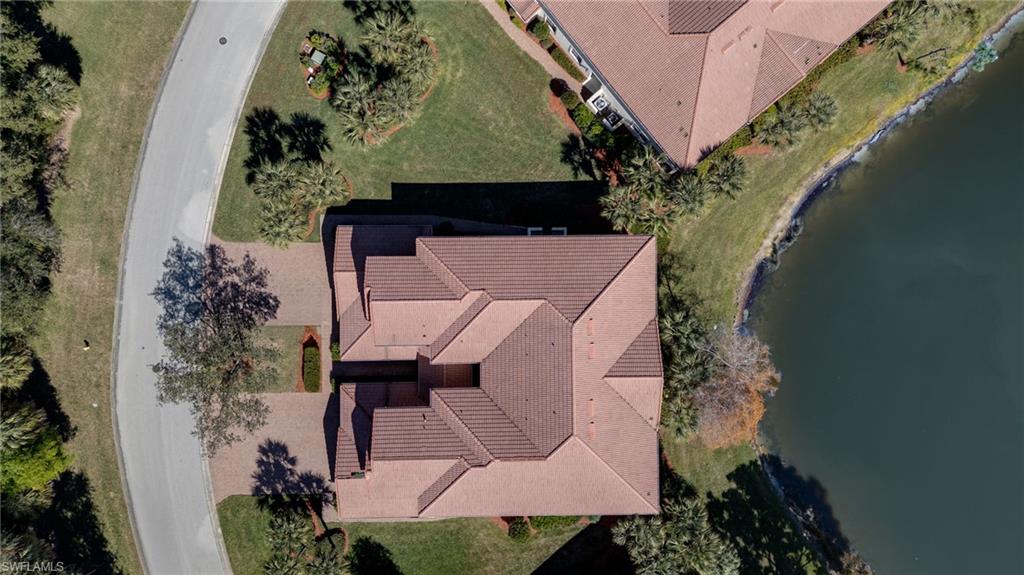 OXFORD POINTE - Residential