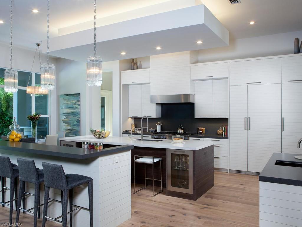 MOORINGS - Residential