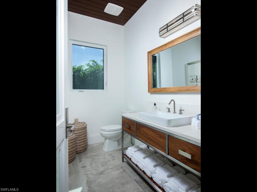 MOORINGS - Residential