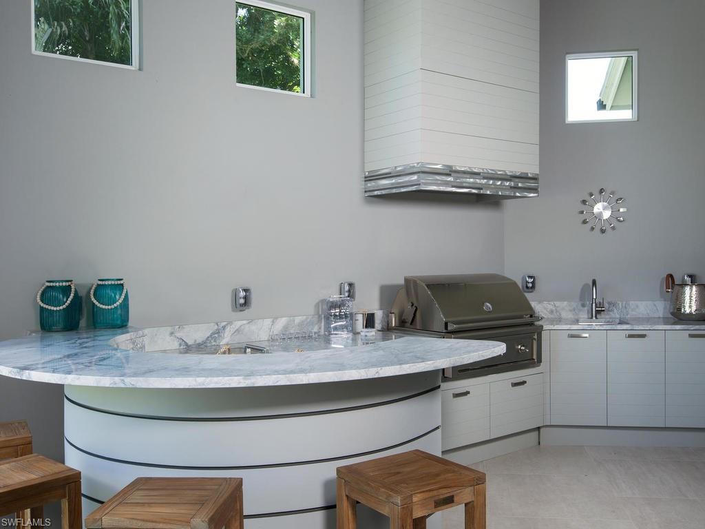 MOORINGS - Residential