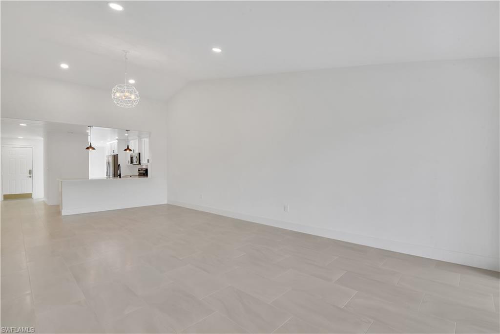 ABBINGTON VILLAGE - Residential