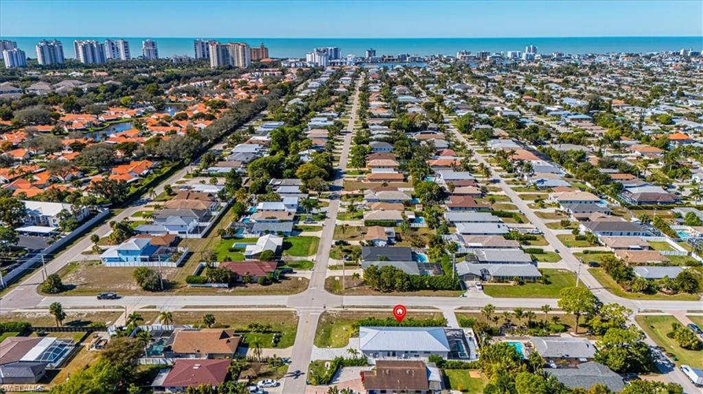 NAPLES PARK - Residential