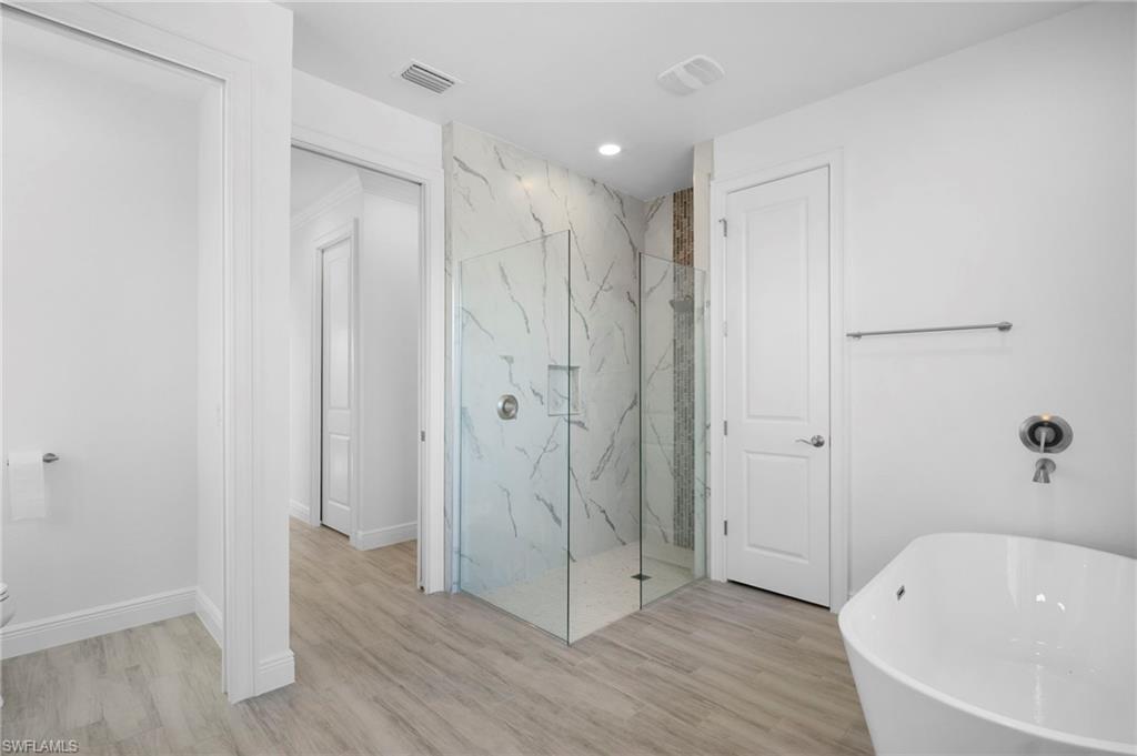 SOUTH GULF COVE - Residential