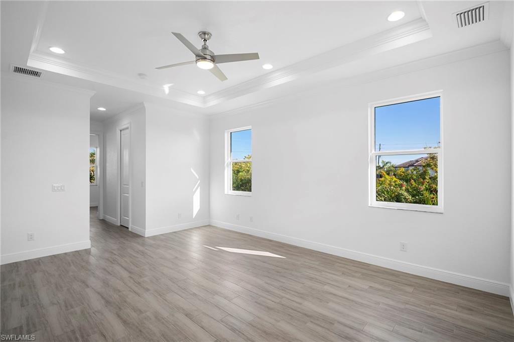 SOUTH GULF COVE - Residential