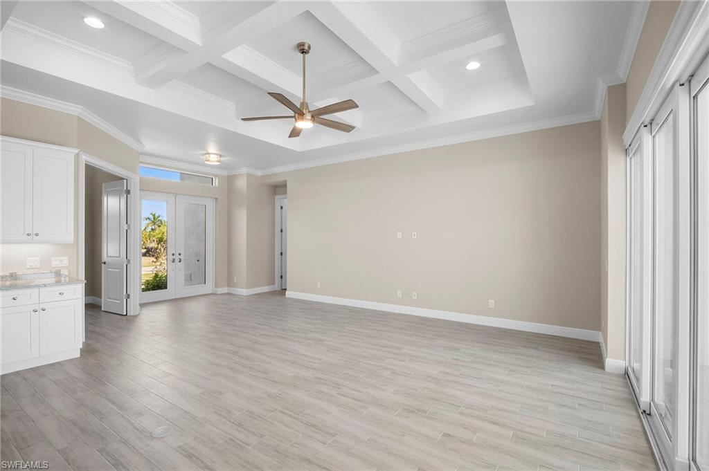 SOUTH GULF COVE - Residential