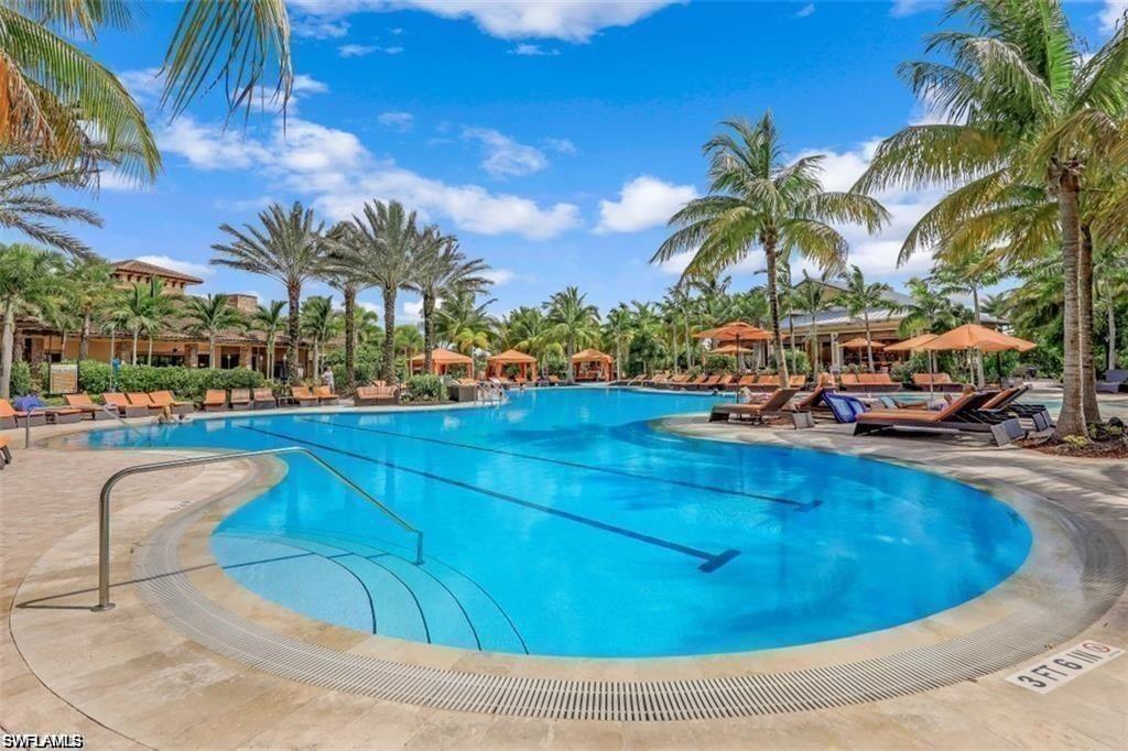 ESPLANADE - Residential Lease