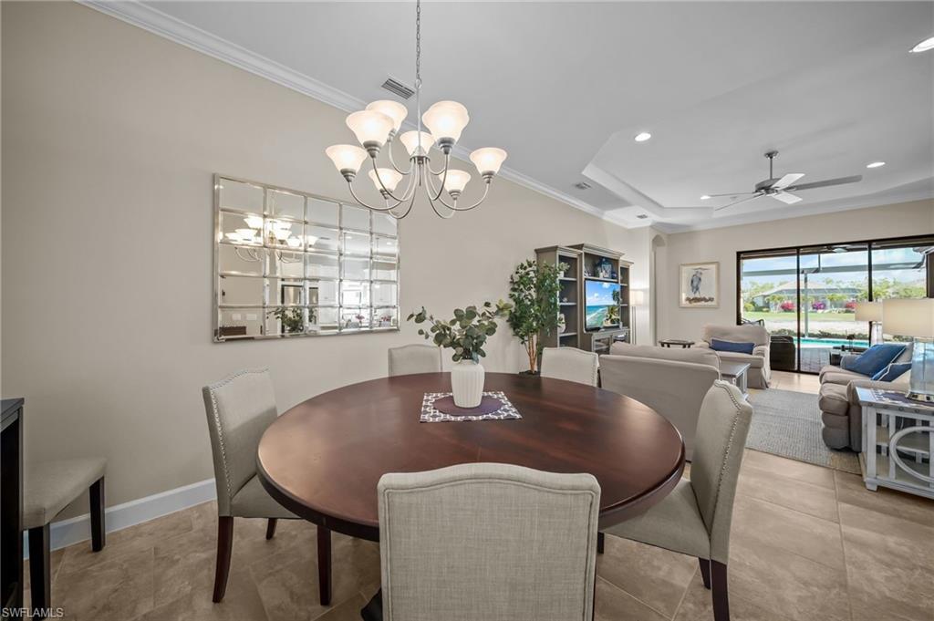 ESPLANADE - Residential Lease