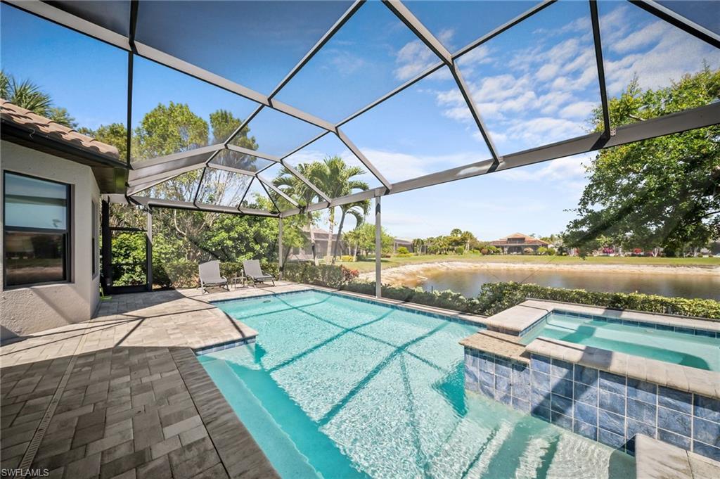 ESPLANADE - Residential Lease