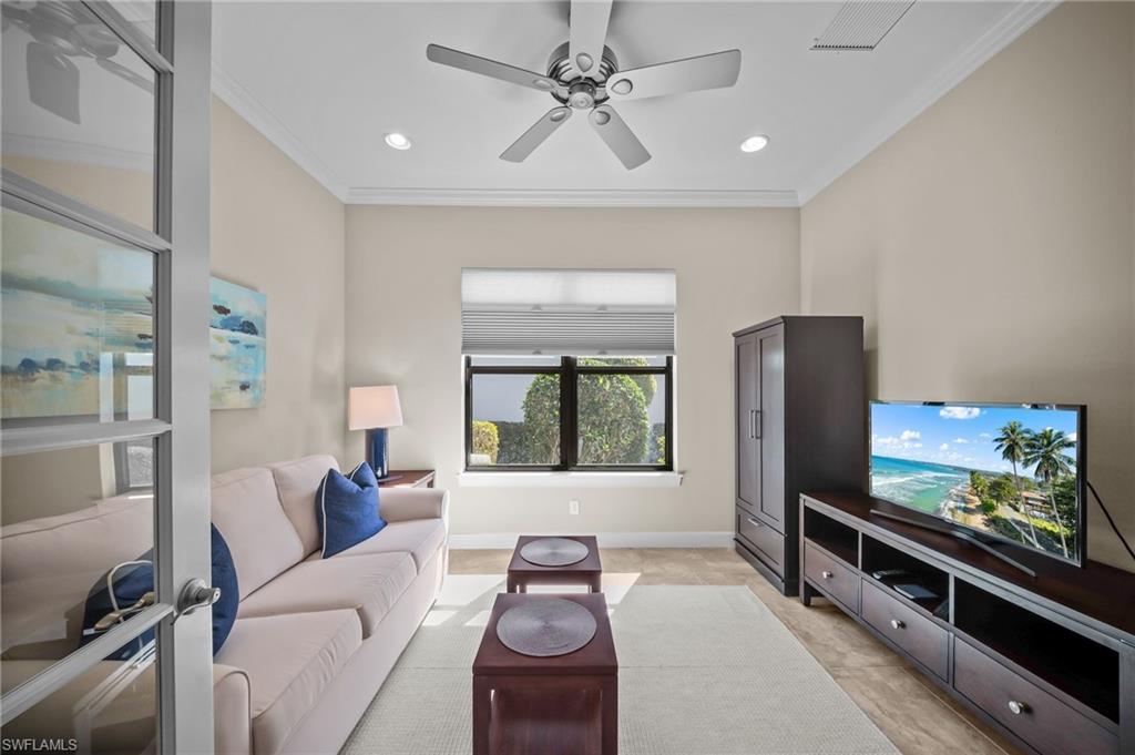 ESPLANADE - Residential Lease