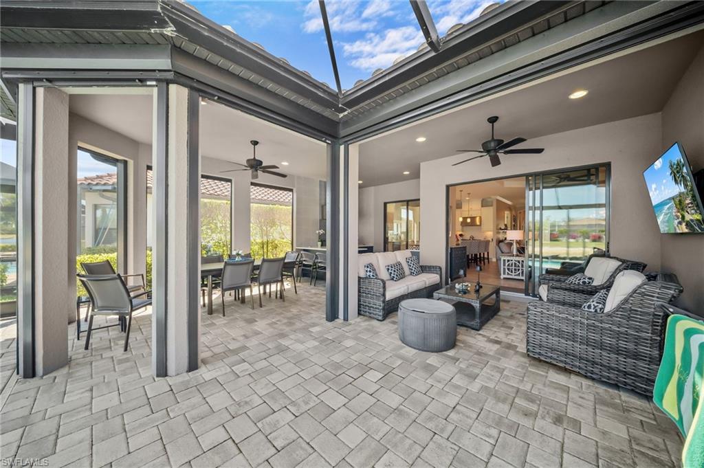 ESPLANADE - Residential Lease