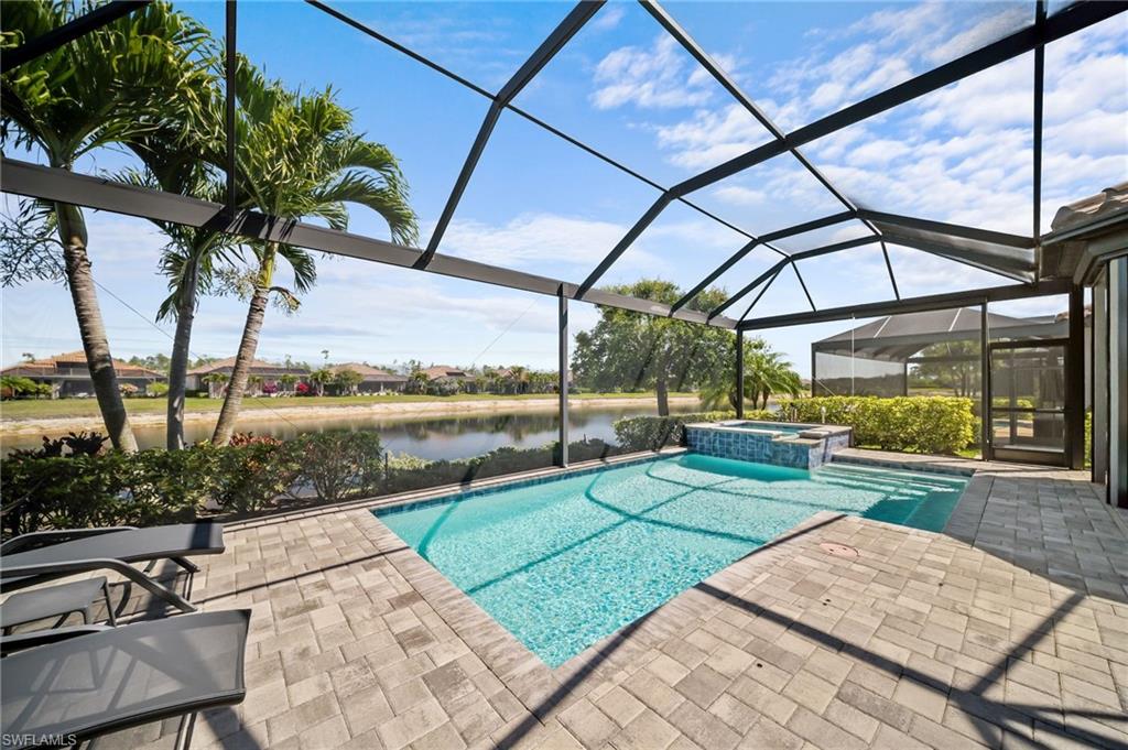 ESPLANADE - Residential Lease