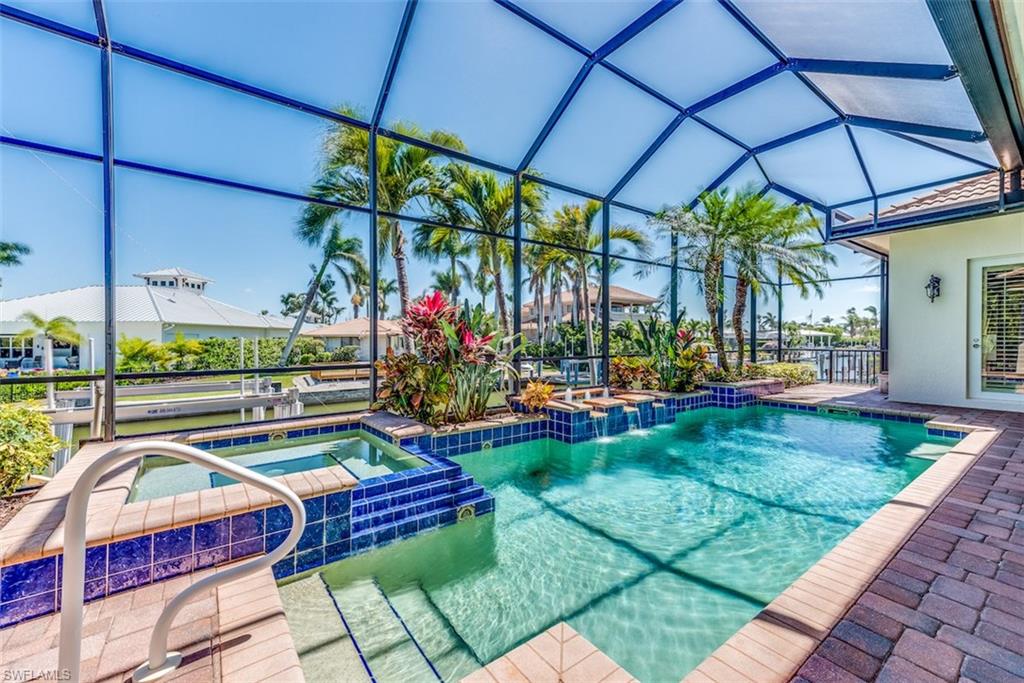 ROYAL HARBOR - Residential