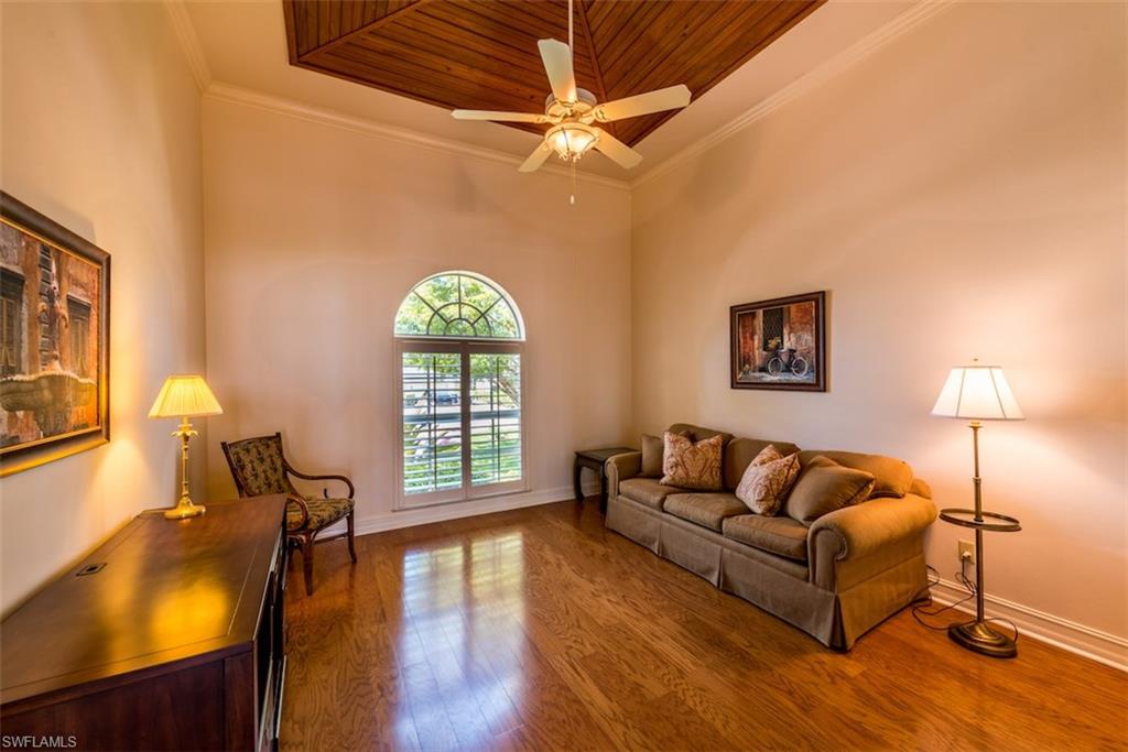 ROYAL HARBOR - Residential