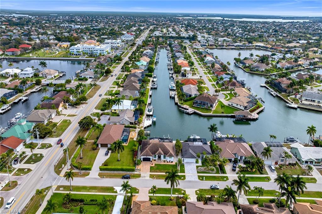 MARCO ISLAND - Residential