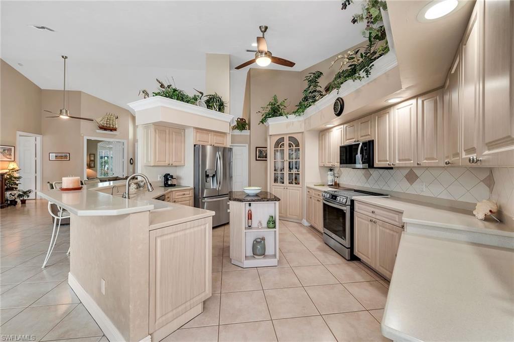 MARCO ISLAND - Residential