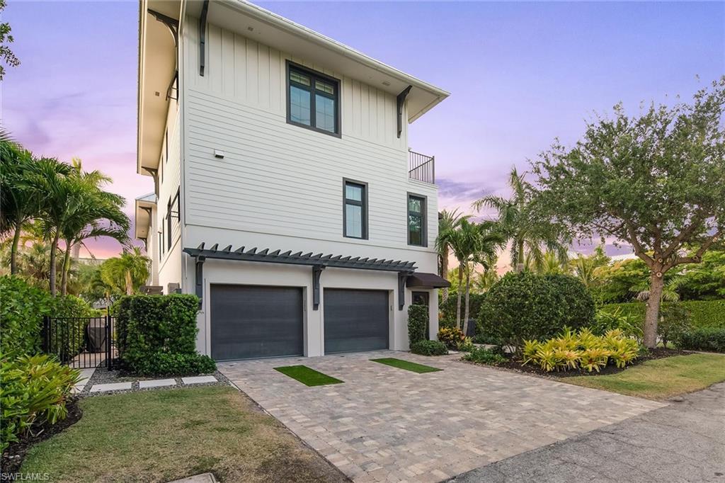 OLDE NAPLES - Residential