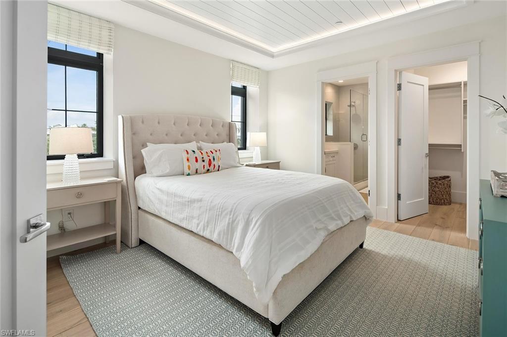 OLDE NAPLES - Residential