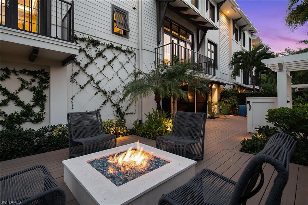 OLDE NAPLES - Residential