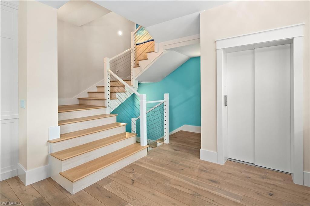 OLDE NAPLES - Residential