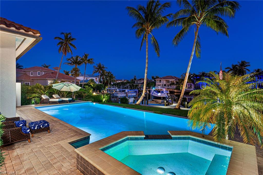 ROYAL HARBOR - Residential