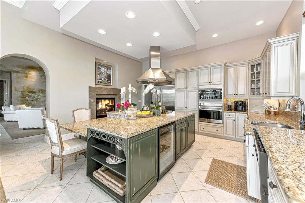 ROYAL HARBOR - Residential