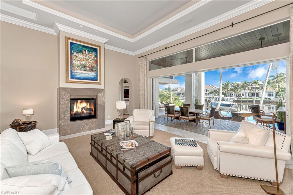 ROYAL HARBOR - Residential