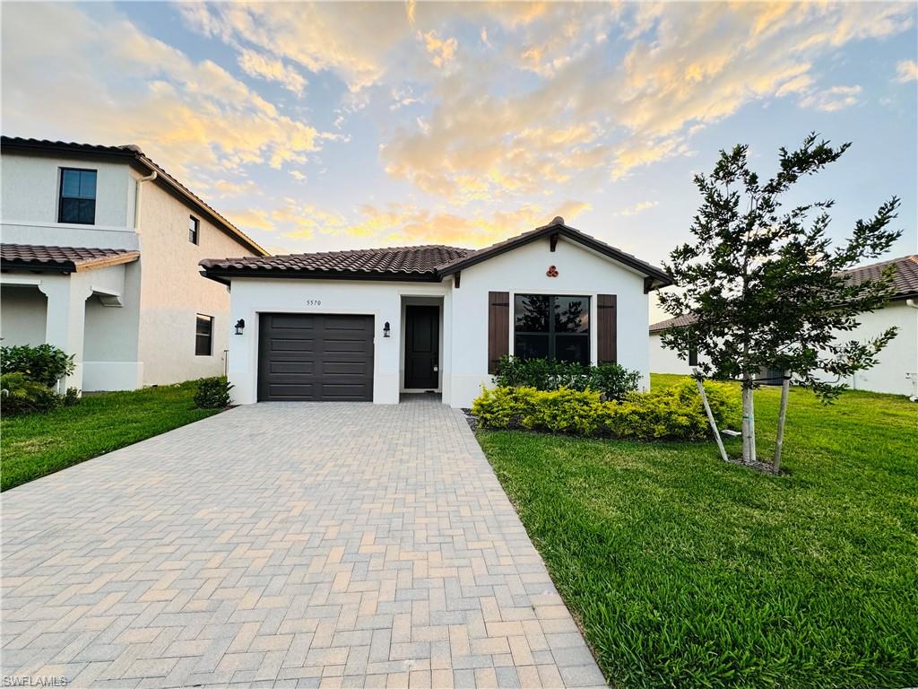 SILVERWOOD - Residential Lease