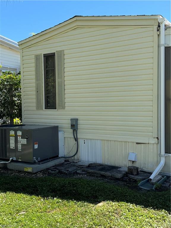 CORKSCREW WOODLANDS - Residential