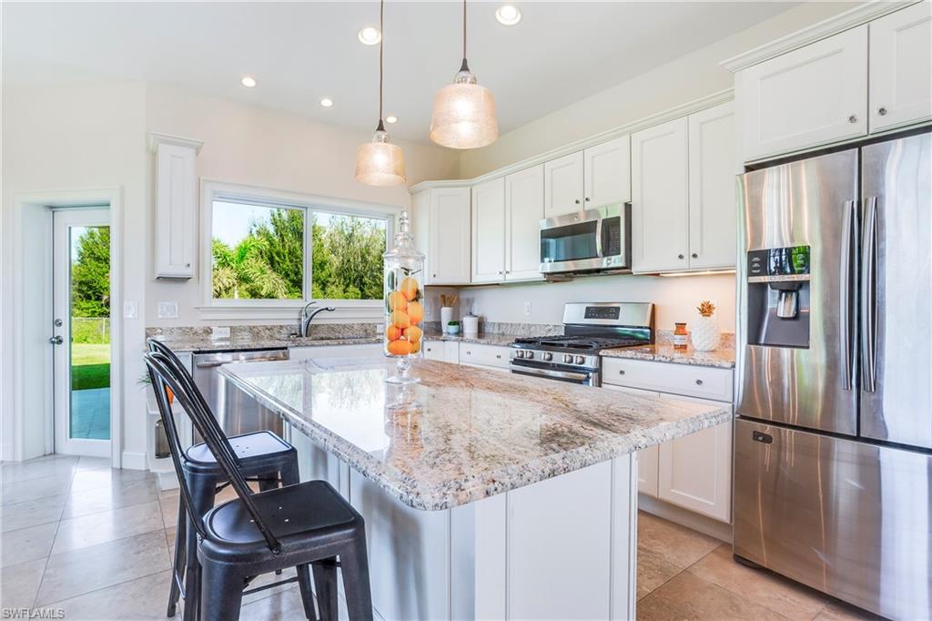 SILVERLAKES - Residential