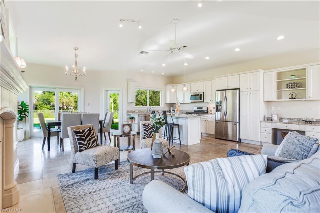 SILVERLAKES - Residential