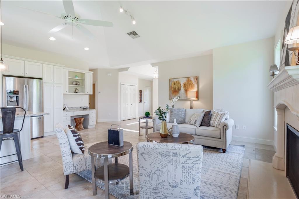 SILVERLAKES - Residential