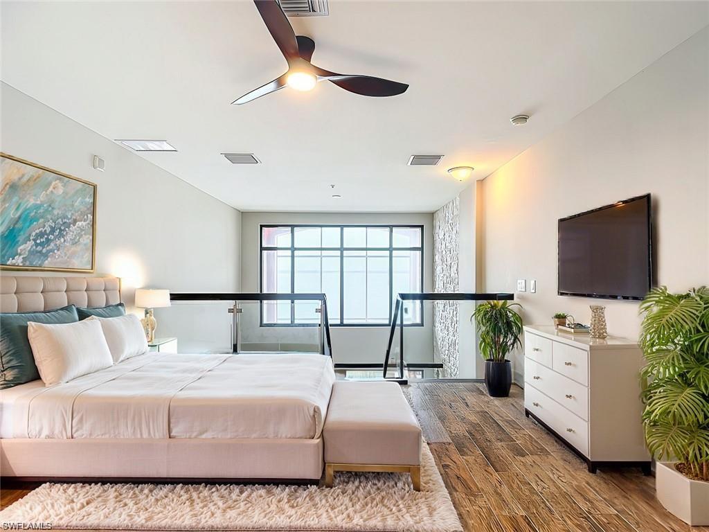 ST. TROPEZ - Residential