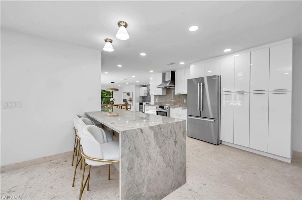 PARK SHORE - Residential