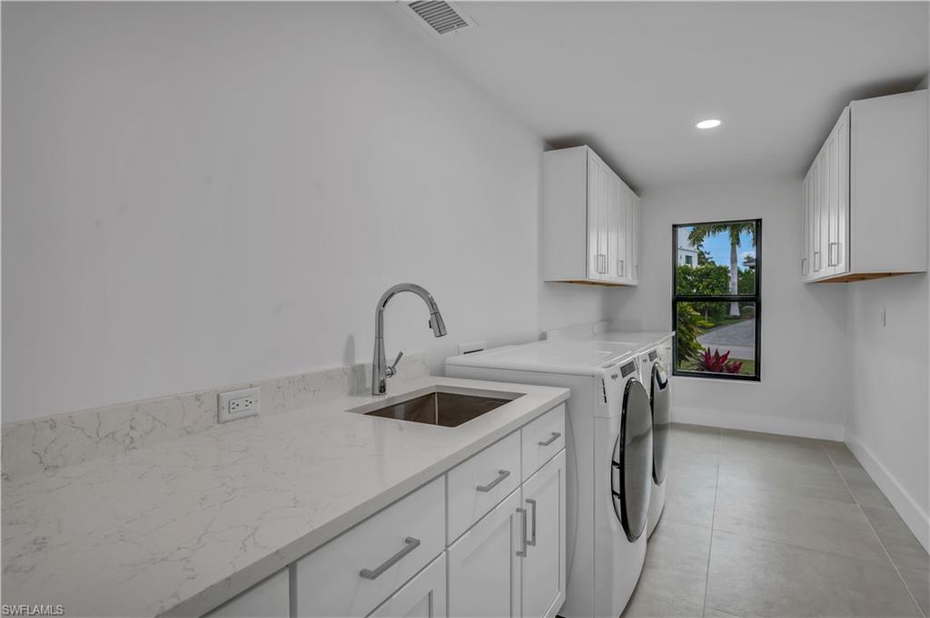 PARK SHORE - Residential