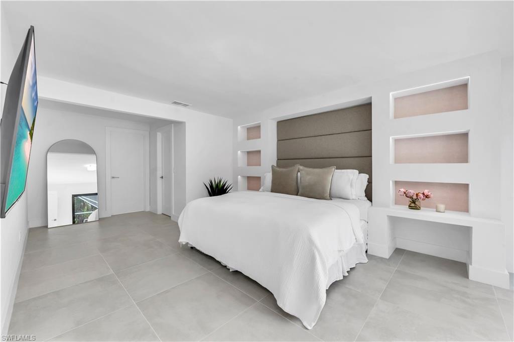 PARK SHORE - Residential