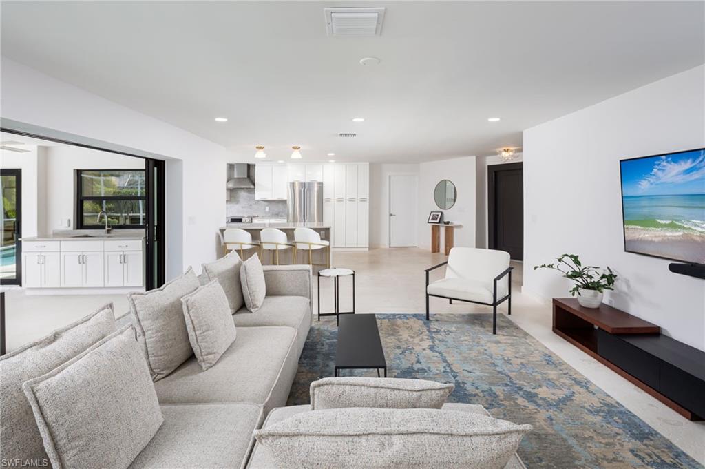 3777 Fountainhead LN