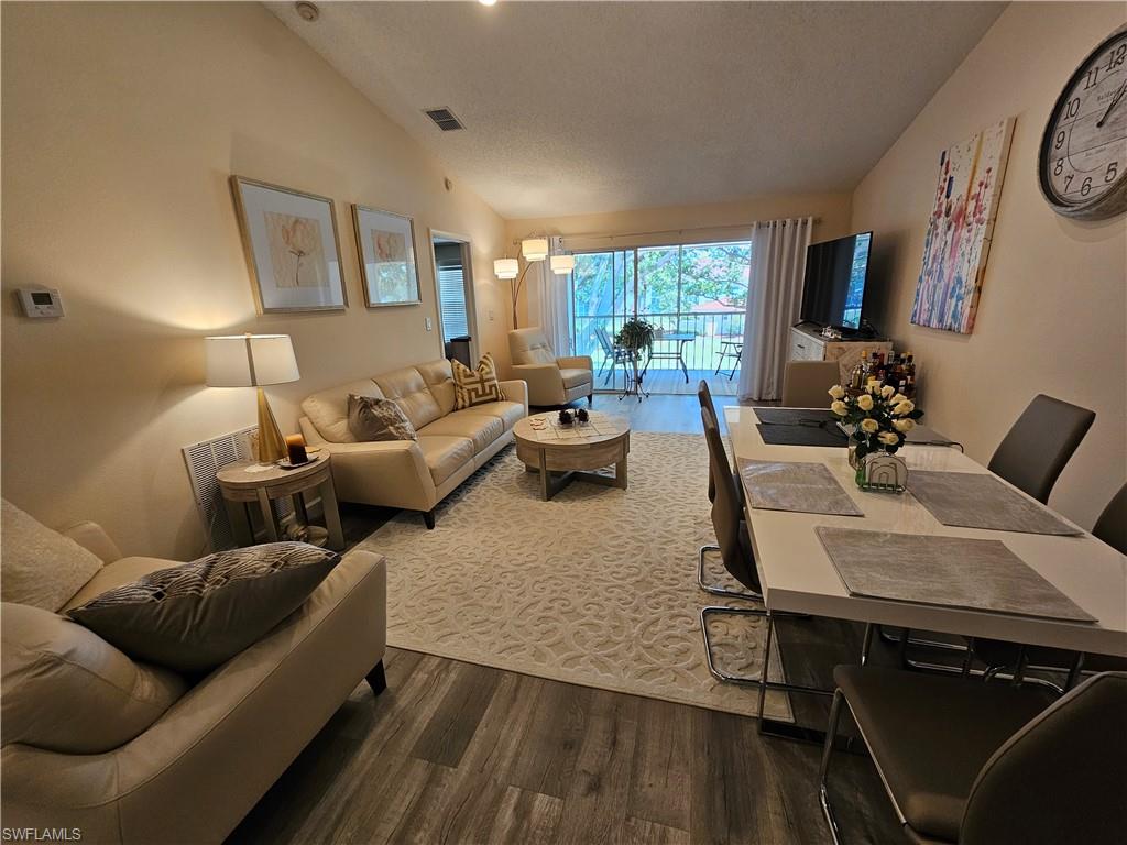 COLONIES - Residential