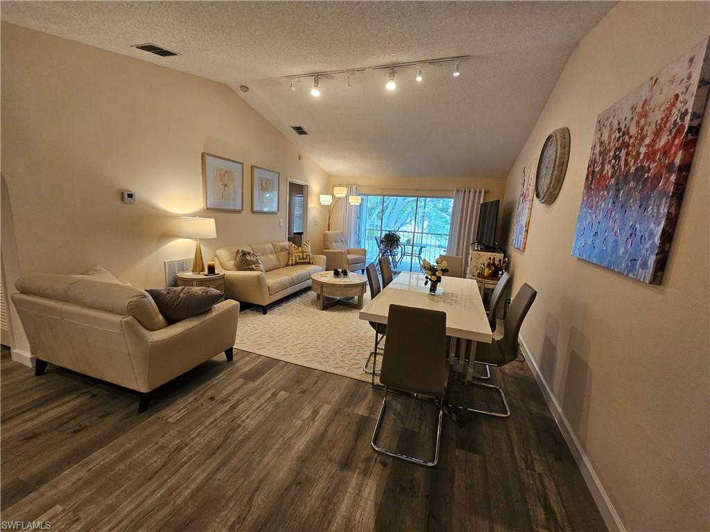 COLONIES - Residential