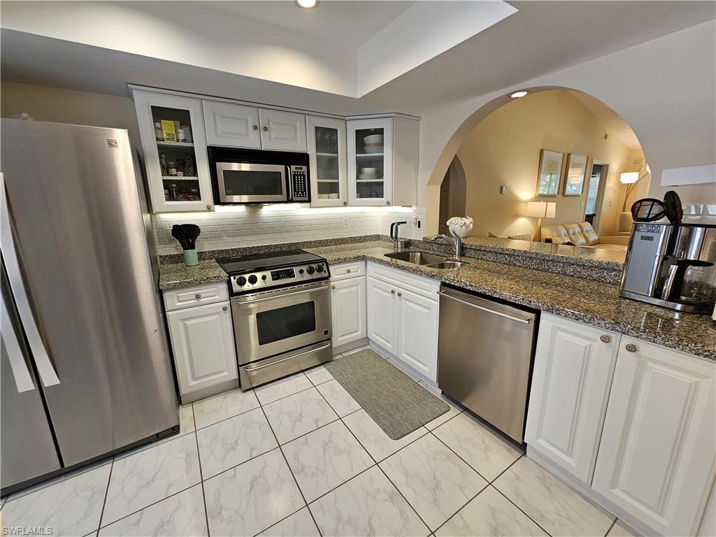 COLONIES - Residential