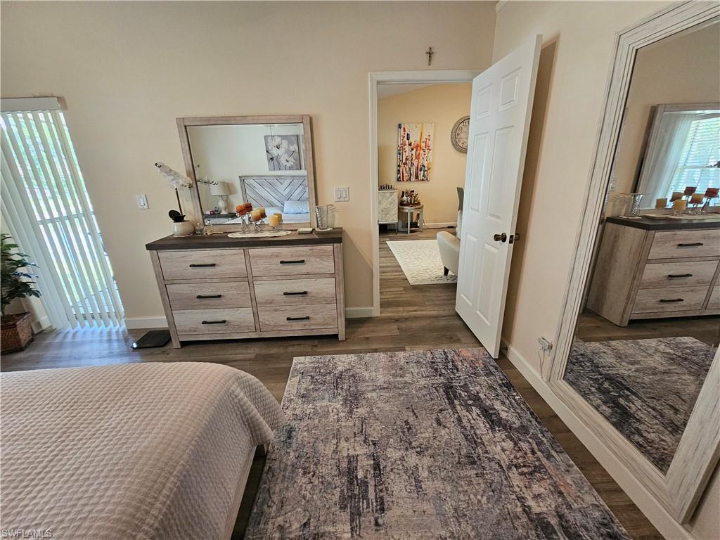 COLONIES - Residential