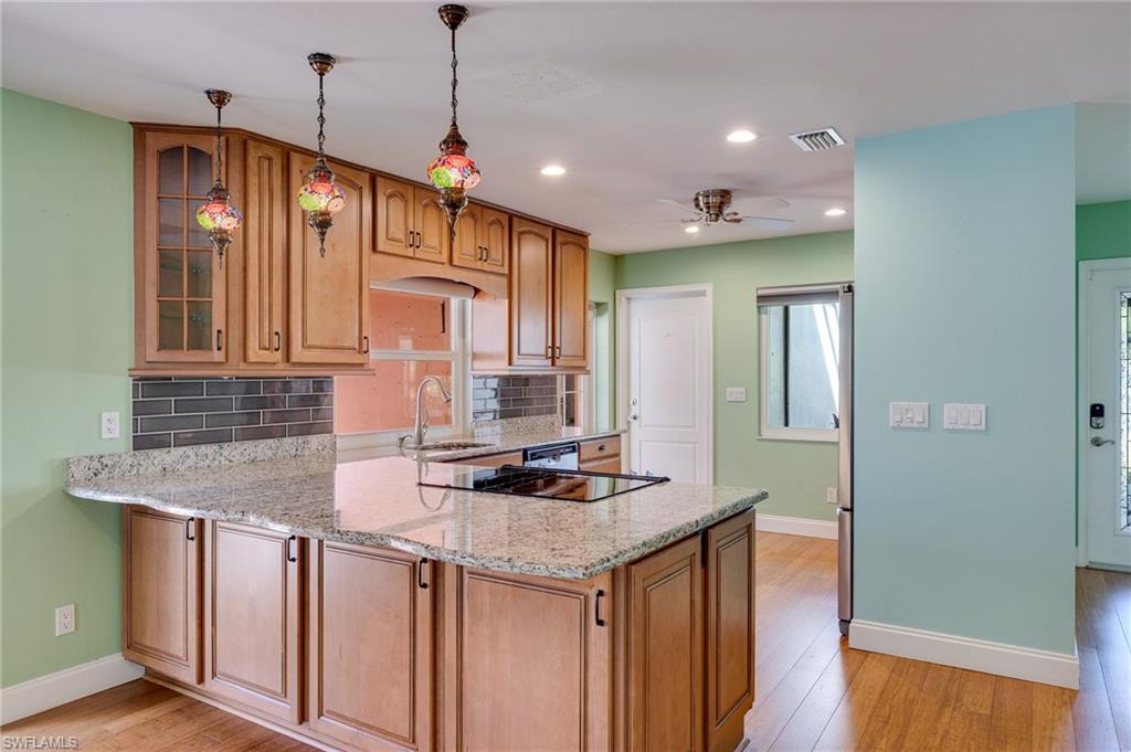 WYLDEWOOD LAKES CONDO - Residential