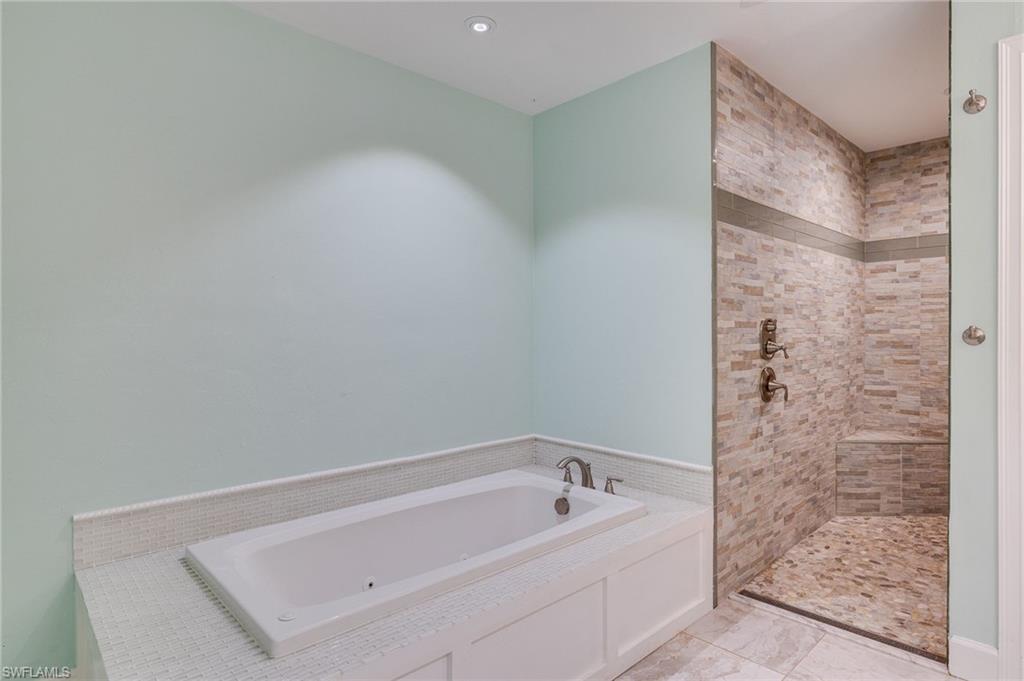 WYLDEWOOD LAKES CONDO - Residential