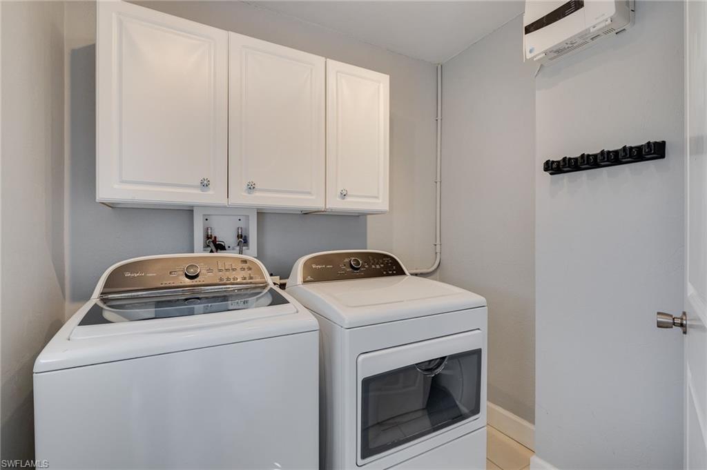 WYLDEWOOD LAKES CONDO - Residential