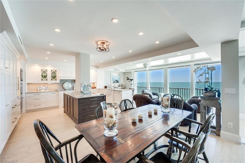 LAURENTIANS - Residential