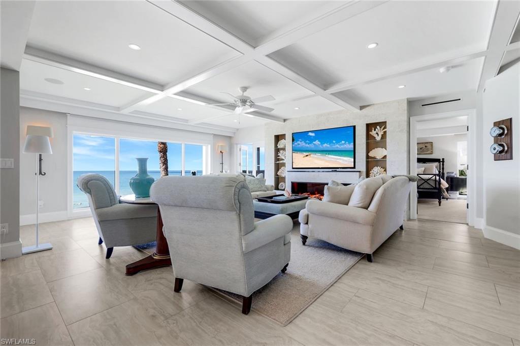 LAURENTIANS - Residential