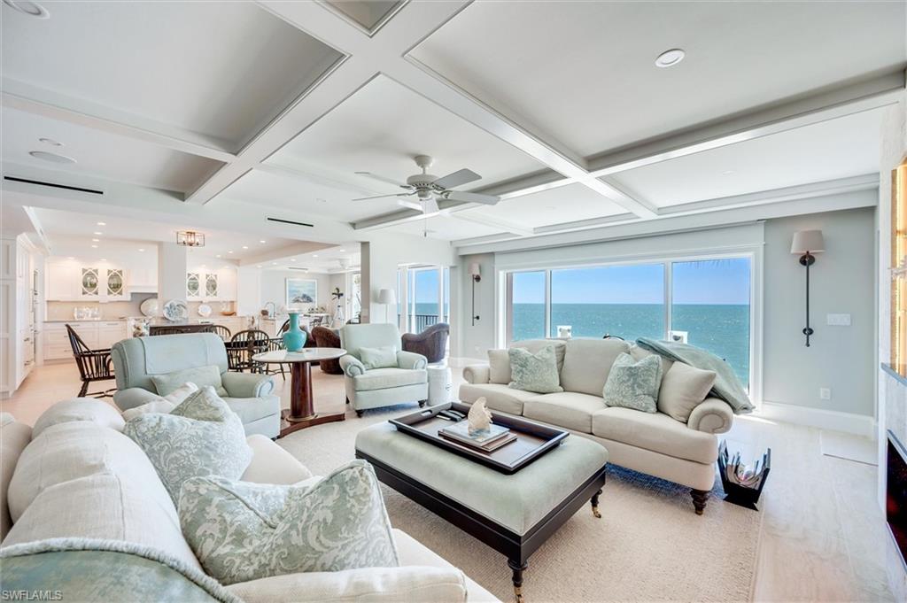 LAURENTIANS - Residential