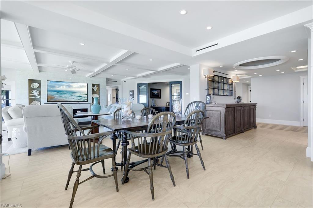 LAURENTIANS - Residential