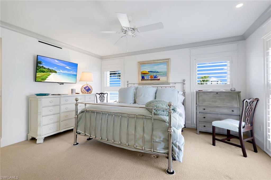 LAURENTIANS - Residential