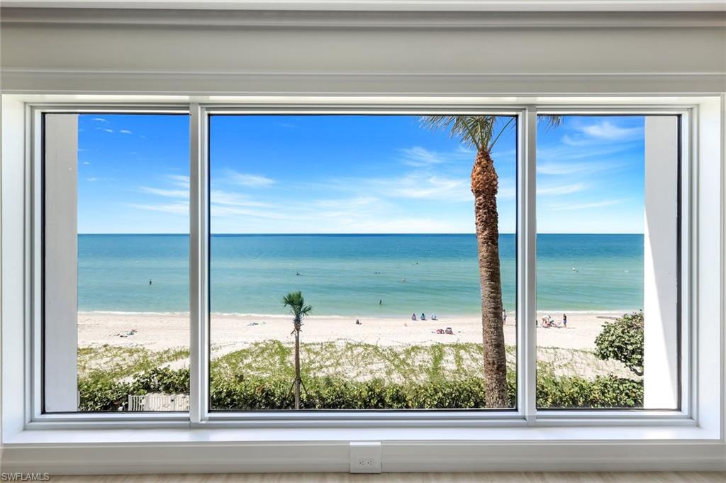 LAURENTIANS - Residential