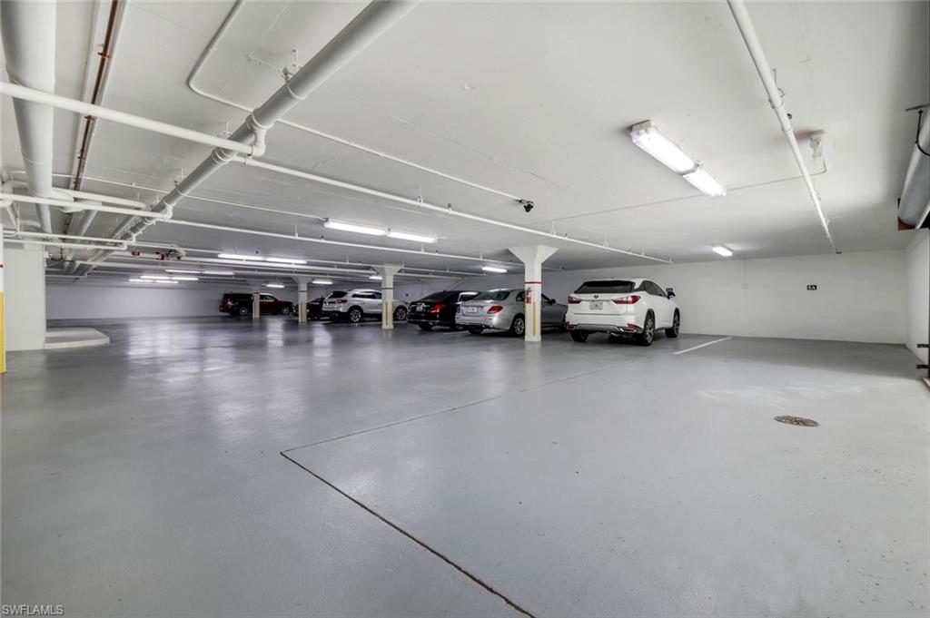 LAURENTIANS - Residential